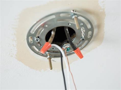 no ground wire in ceiling light fixture junction box|ceiling box with no ground wire.